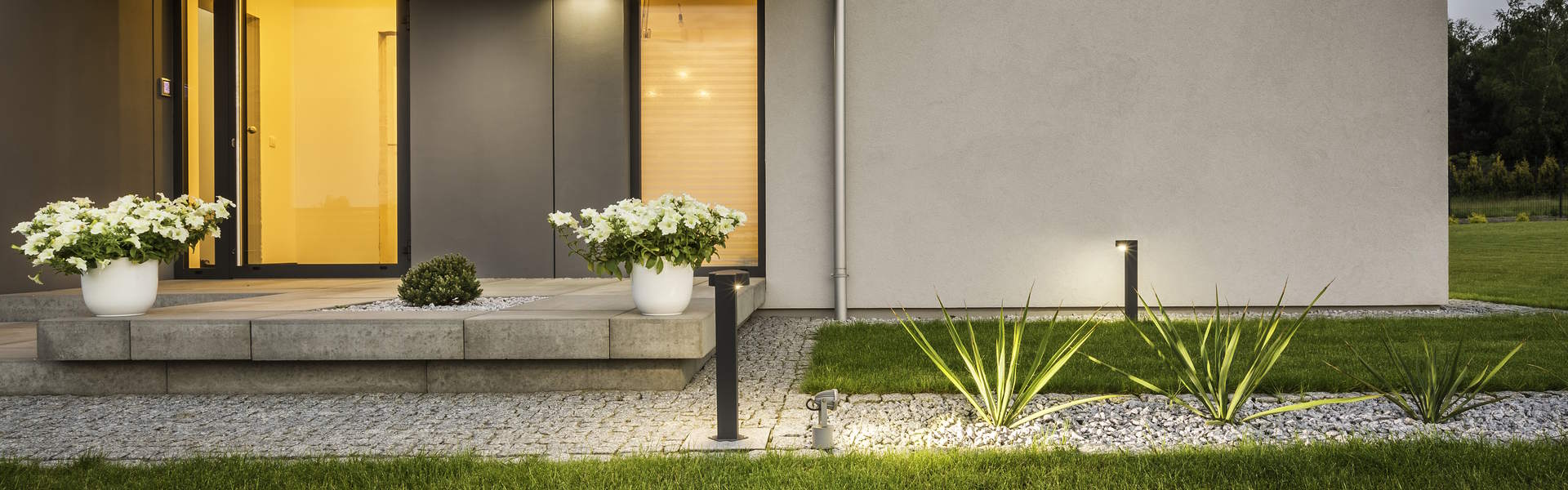 Οικιστικό περιβάλλον με πράσινο που αποτυπώνει τον χαρακτήρα κατοικιών στα προάστια της Αθήνας