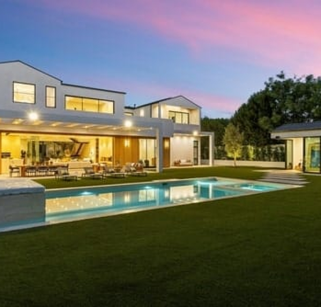 Πολυτέλεια – luxury house Πολυτέλεια - luxury house